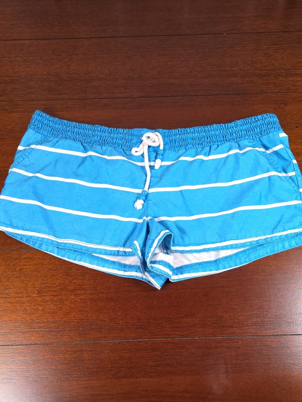 Aeropostale Men's Blue and White Striped Athletic Shorts Size XL